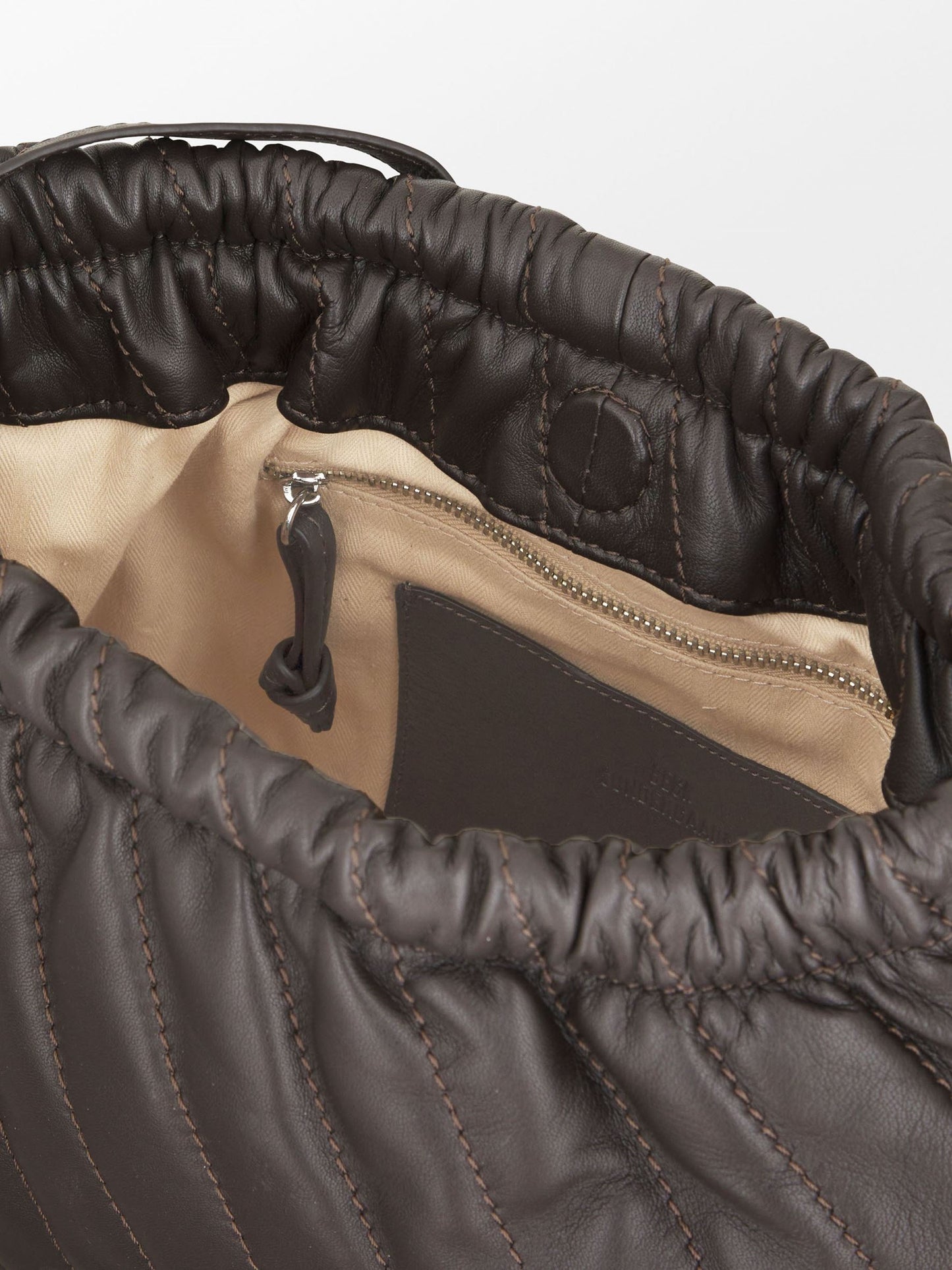 Quilla Gina Bag OneSize - Becksöndergaard