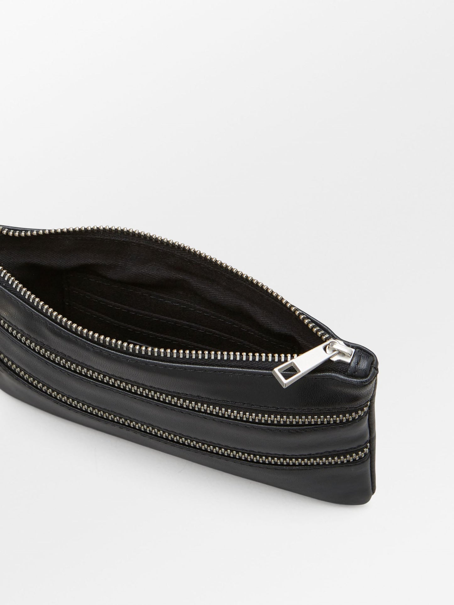 Veg Sally Pouch - Black OneSize - Becksöndergaard