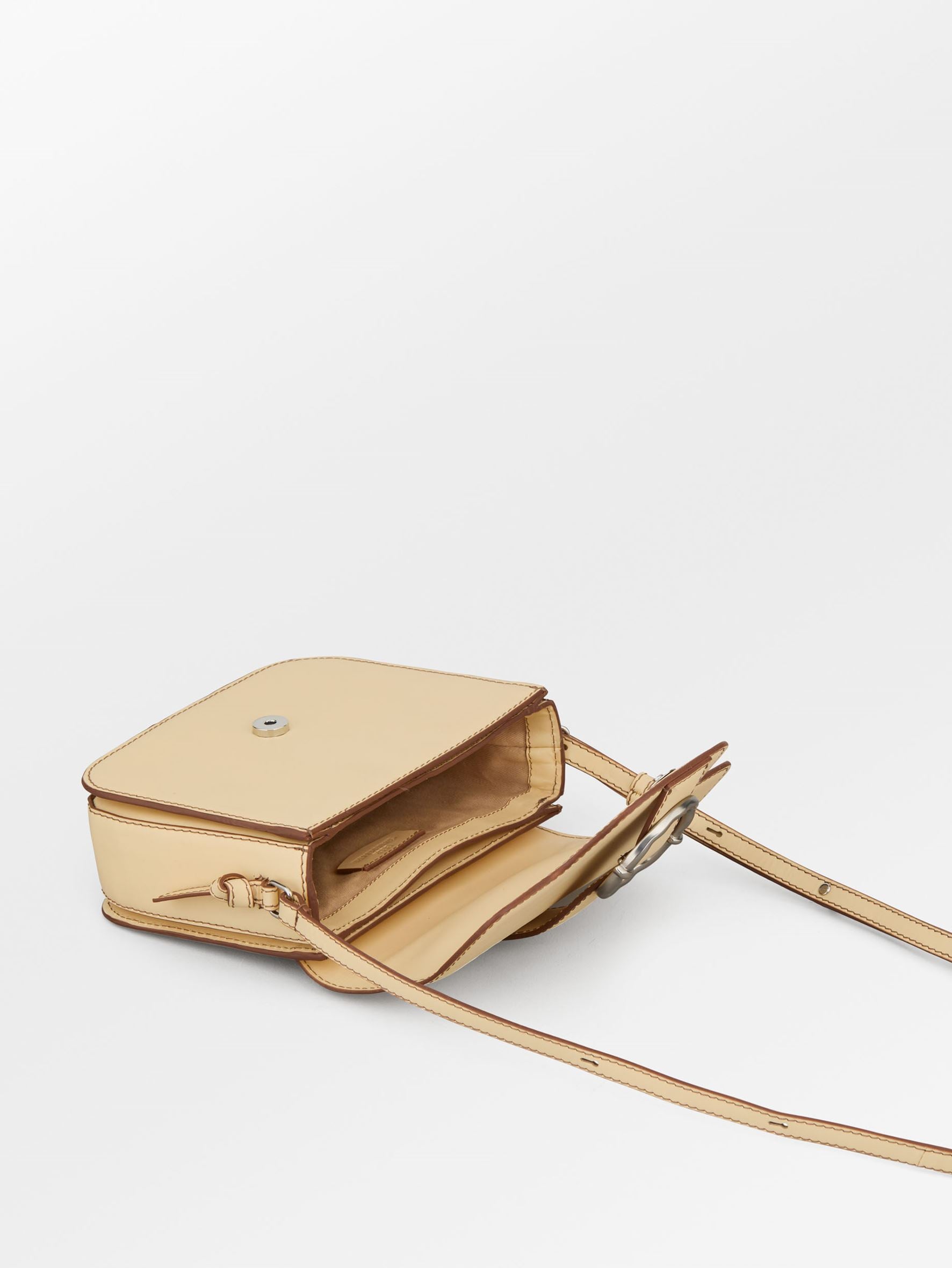 Becksöndergaard, Glossy Iris Buckle Bag - Melon Yellow, archive, archive