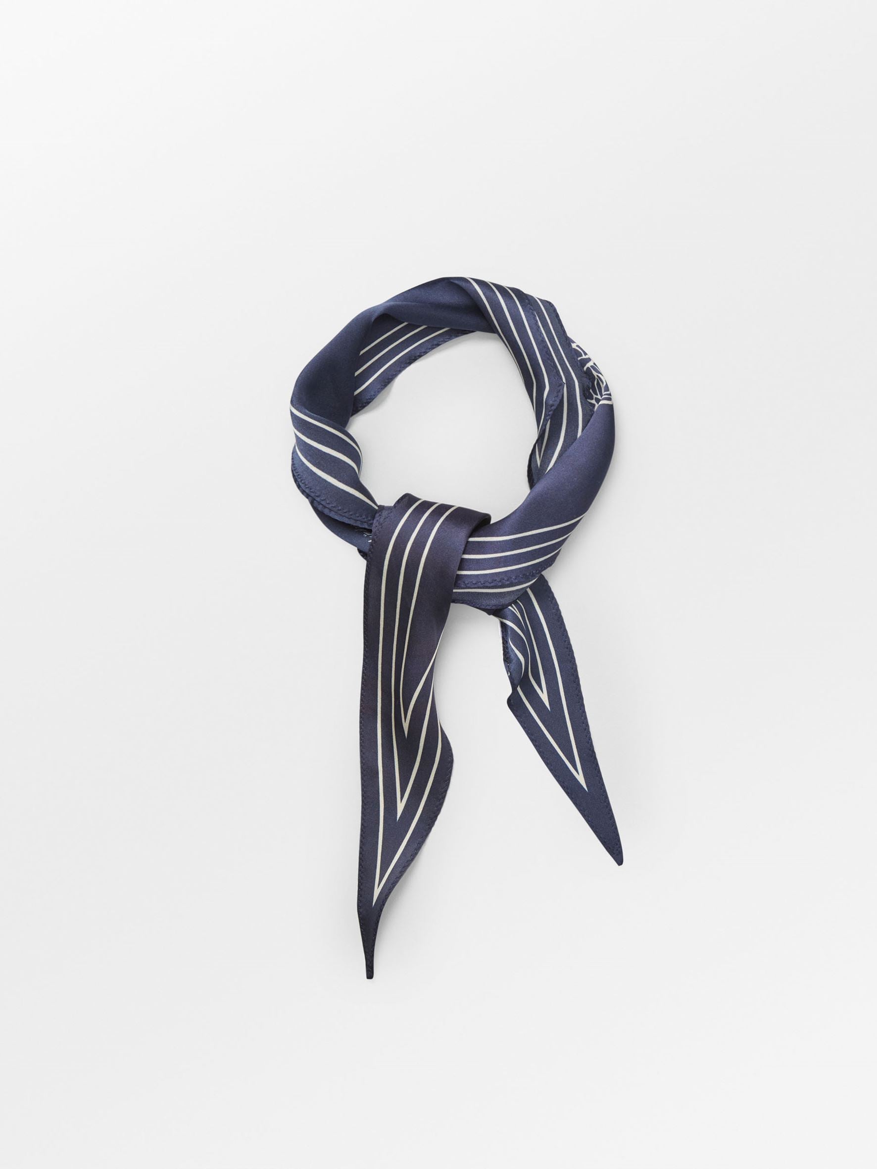 Rosea Diamond Scarf OneSize - Becksöndergaard