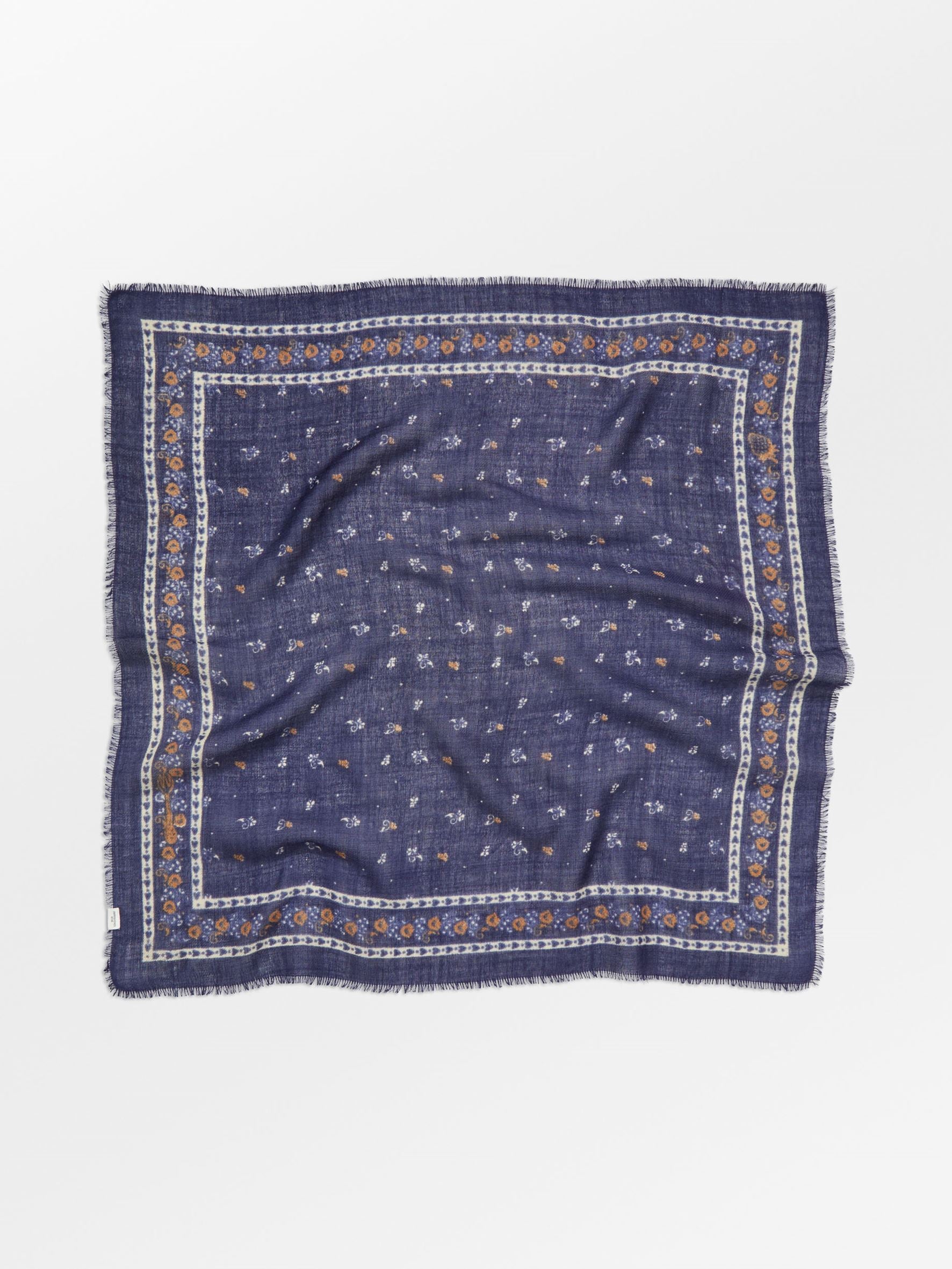 Floaisley Wica Scarf OneSize - Becksöndergaard