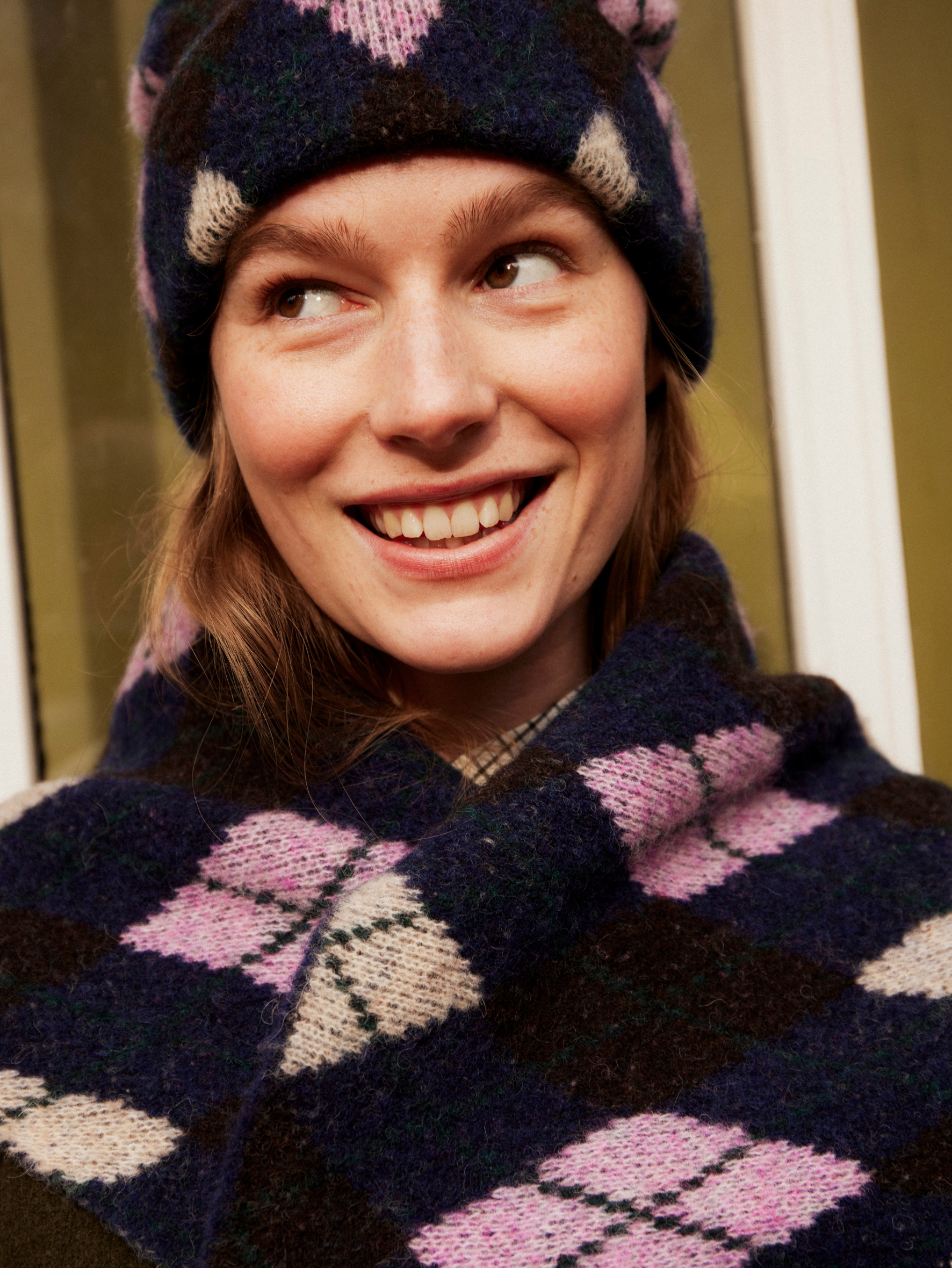Argyle Triangle Scarf OneSize - Becksöndergaard