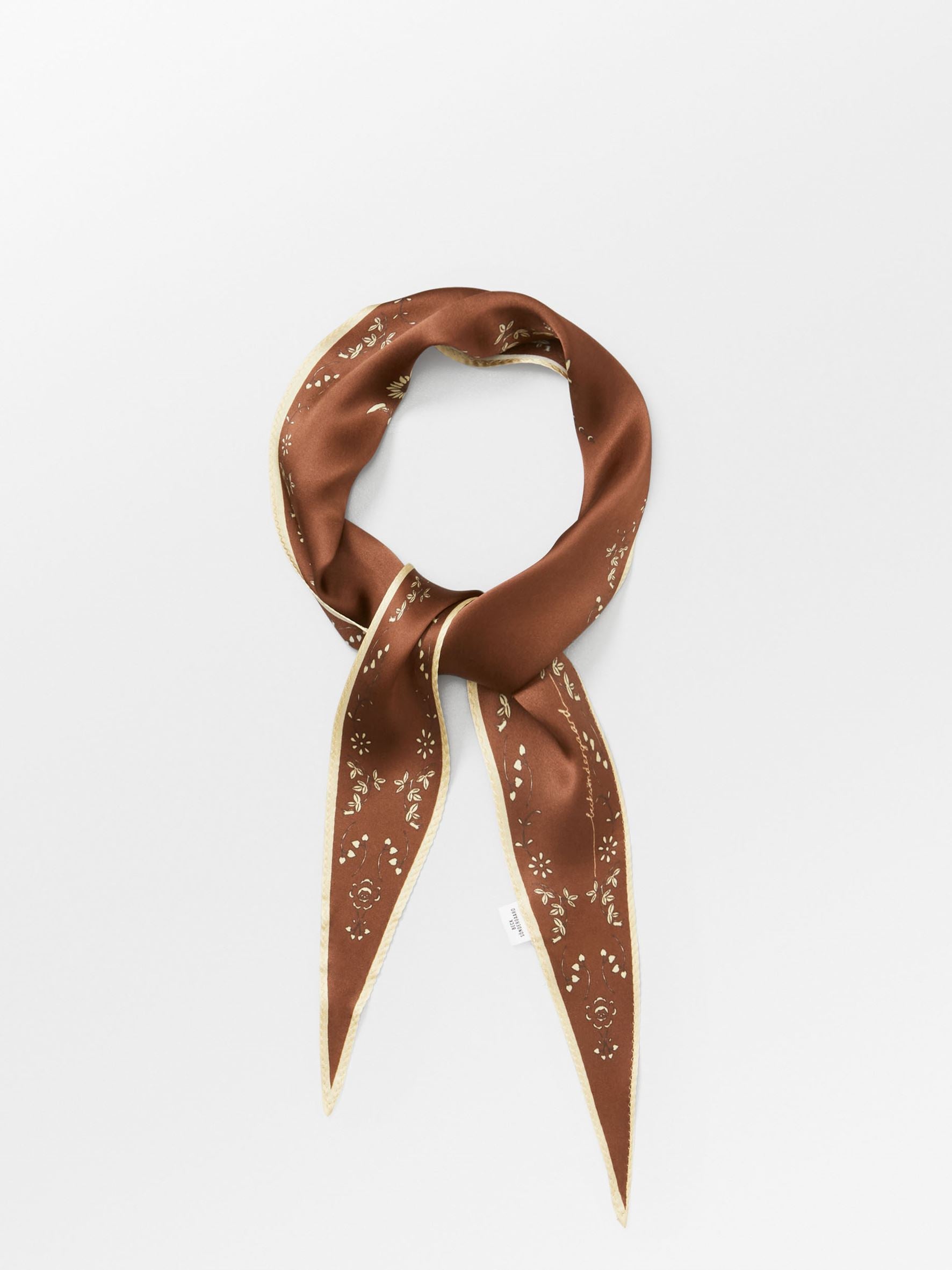 Nassica Diamond Scarf OneSize - Becksöndergaard