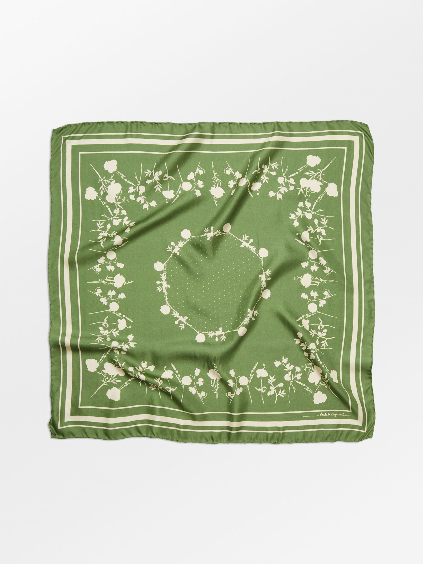 Vilde Sia Scarf OneSize - Becksöndergaard