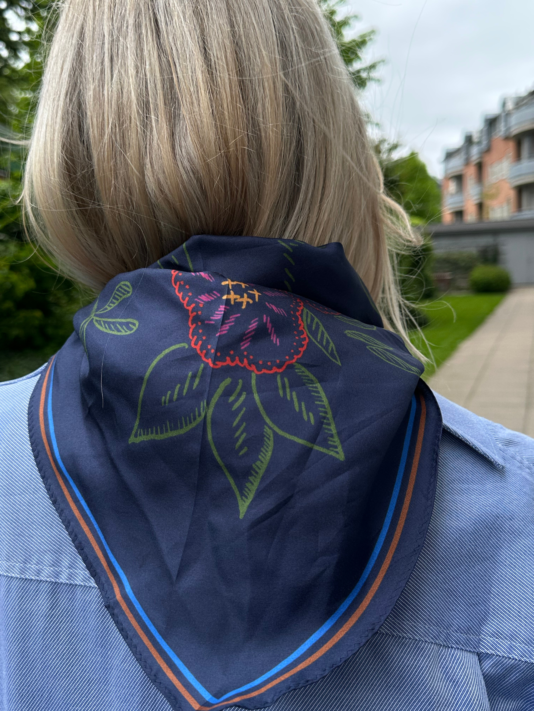 Efloria Triangle Taby Scarf OneSize - Becksöndergaard