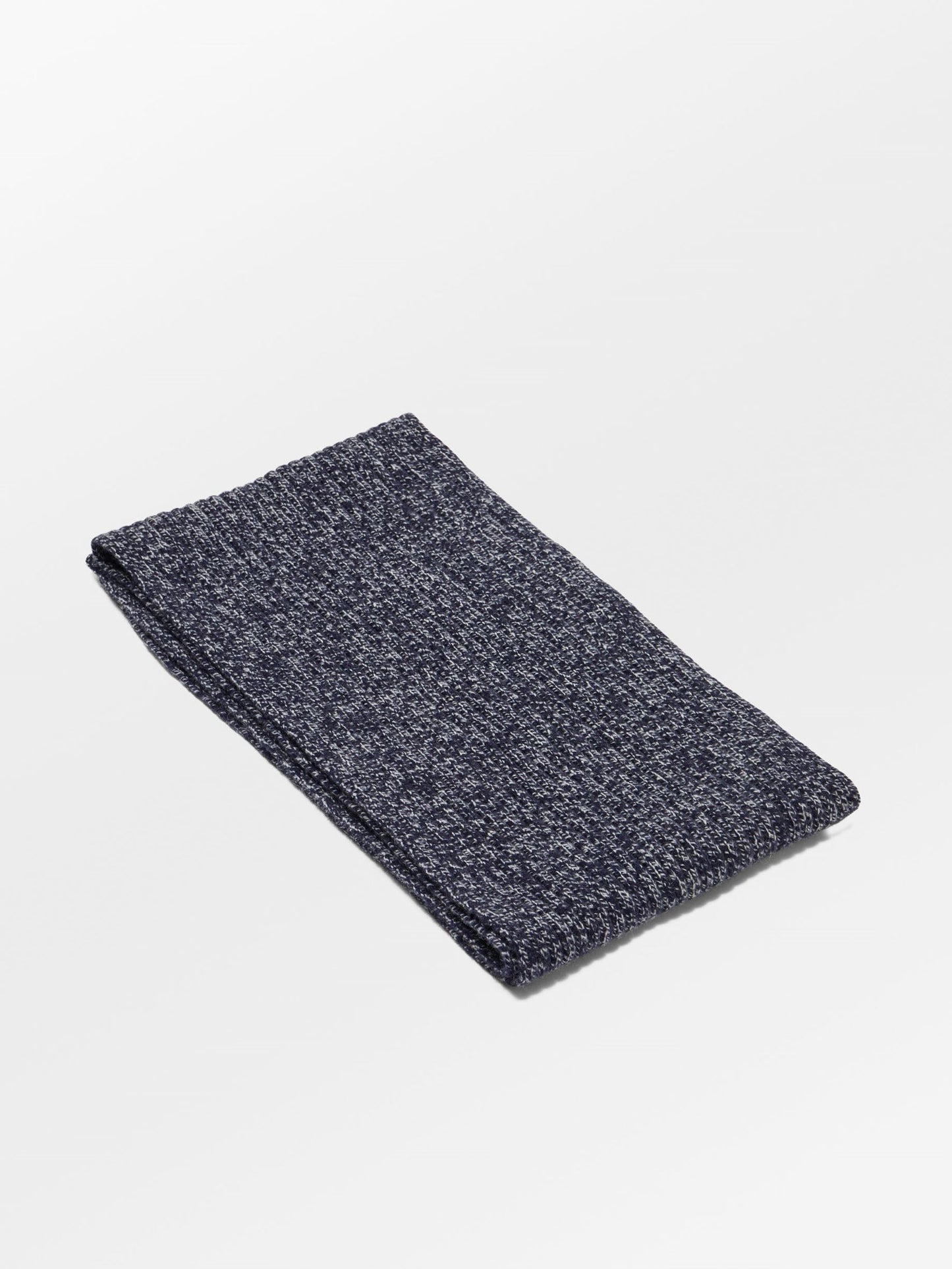 Cashrino Twisted Scarf OneSize - Becksöndergaard