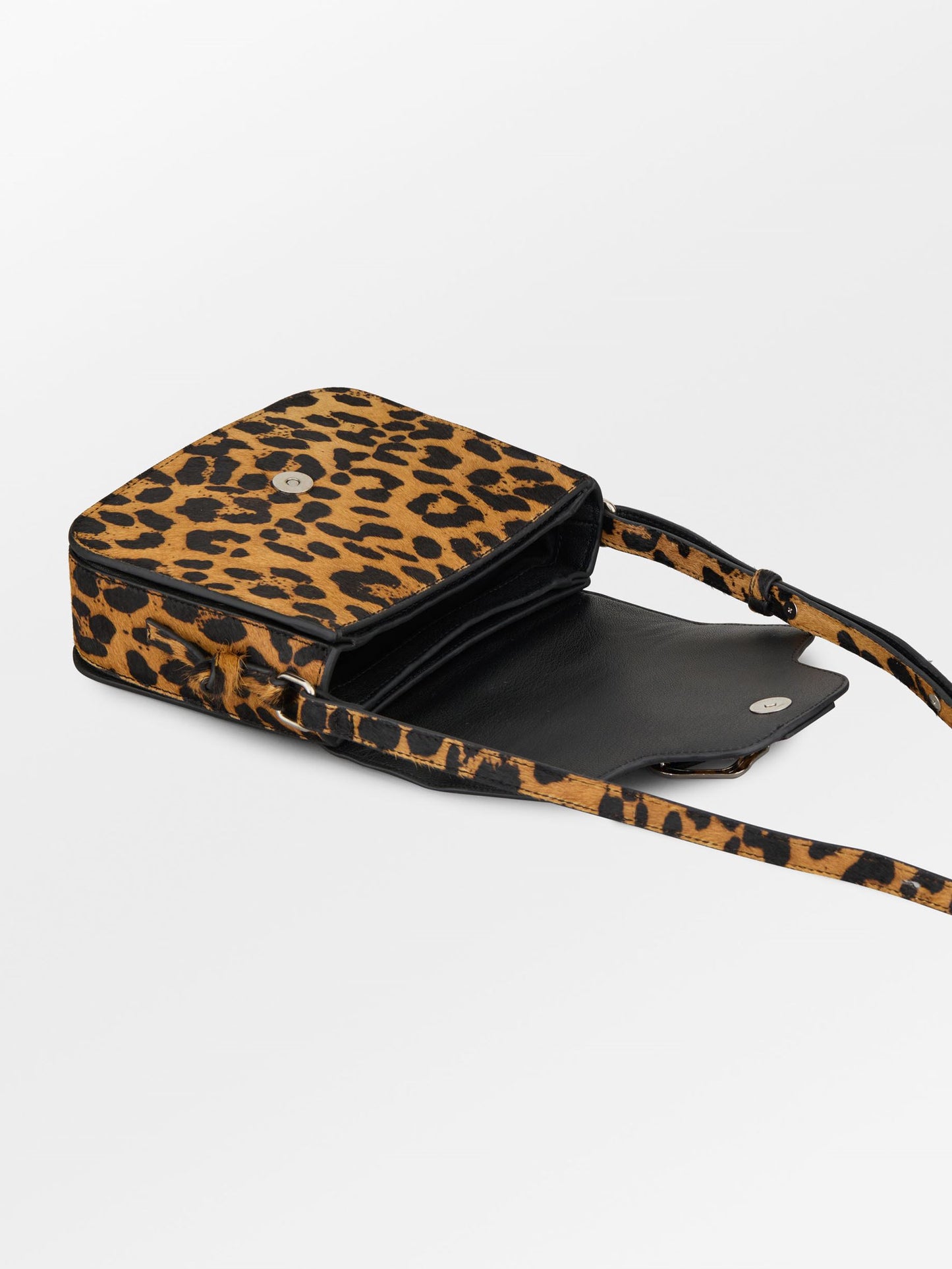 Leopa Leather Iris Buckle Bag OneSize - Becksöndergaard