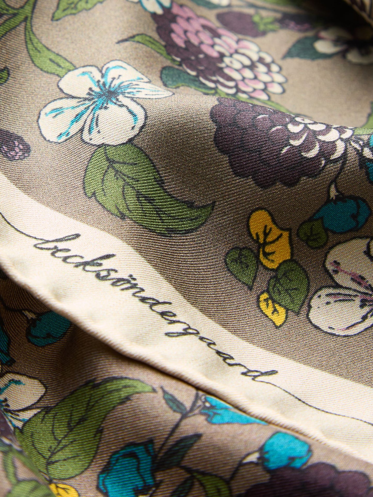 Becksöndergaard, Autumn Blackberry Sia Scarf - Fungi Brown, scarves, scarves, scarves, scarves, gifts, gifts, black week, black week